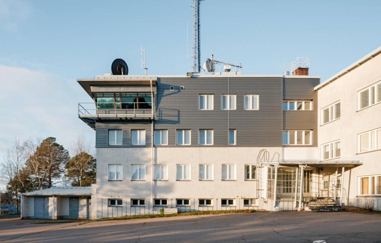 Gasthaus Vanha-Merivartioasema Kotka Exterior photo