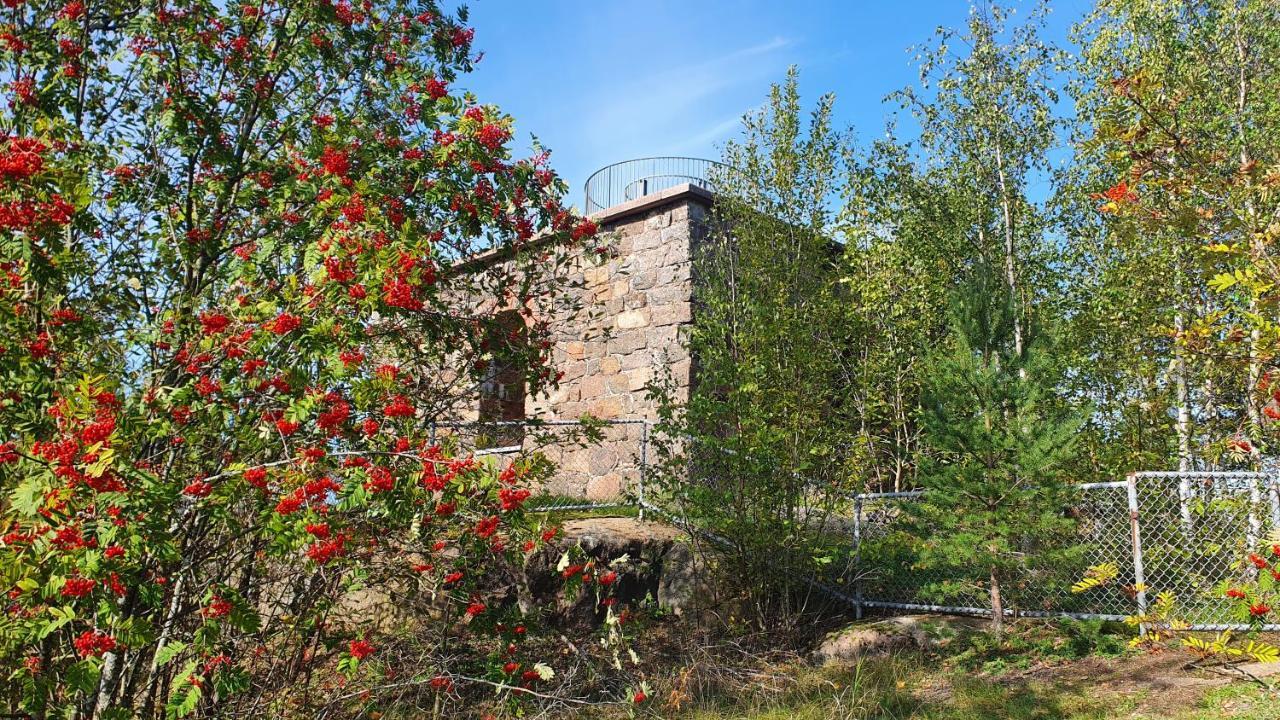 Gasthaus Vanha-Merivartioasema Kotka Exterior photo